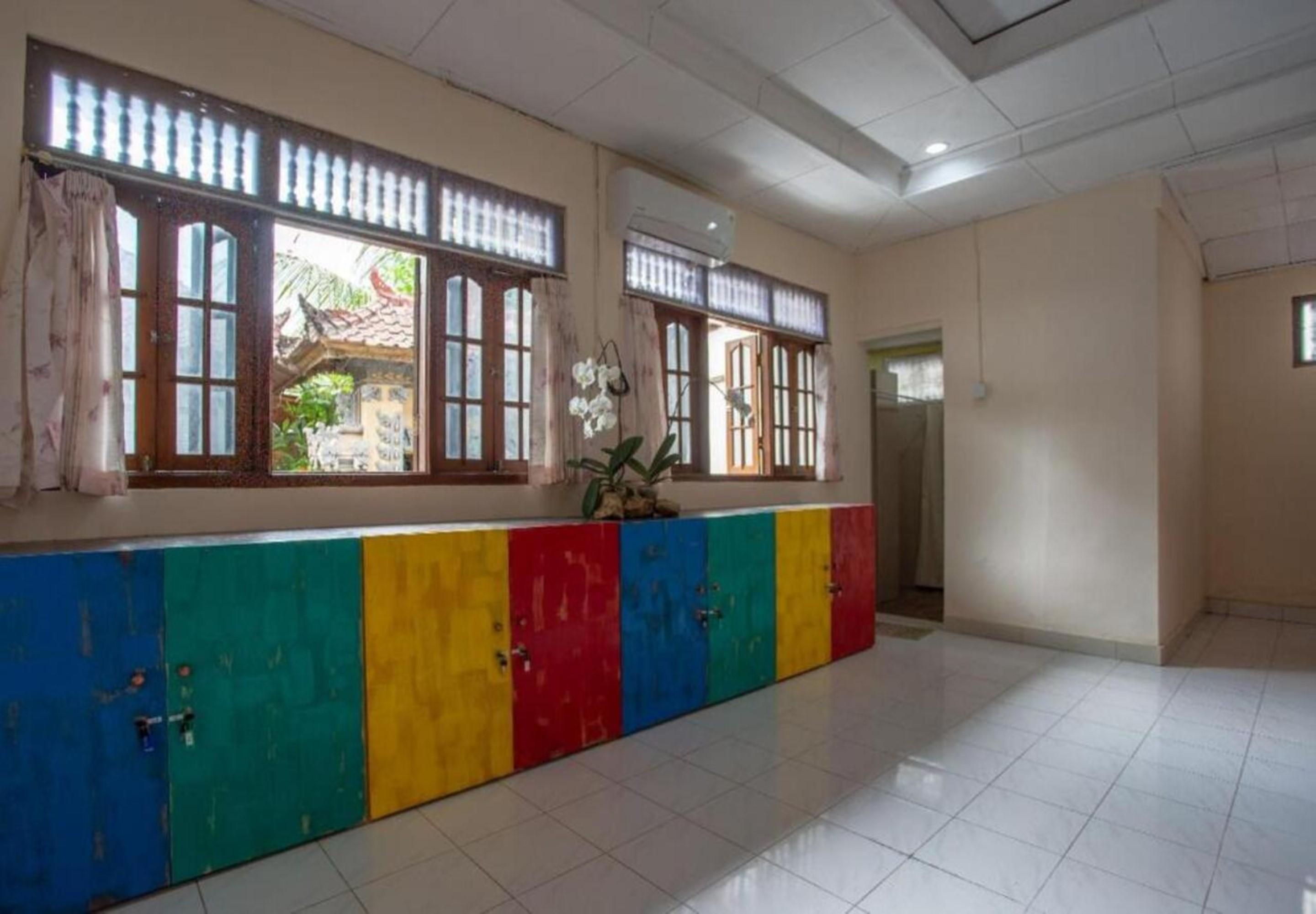 Nushe Hostel Batununggul Exterior photo
